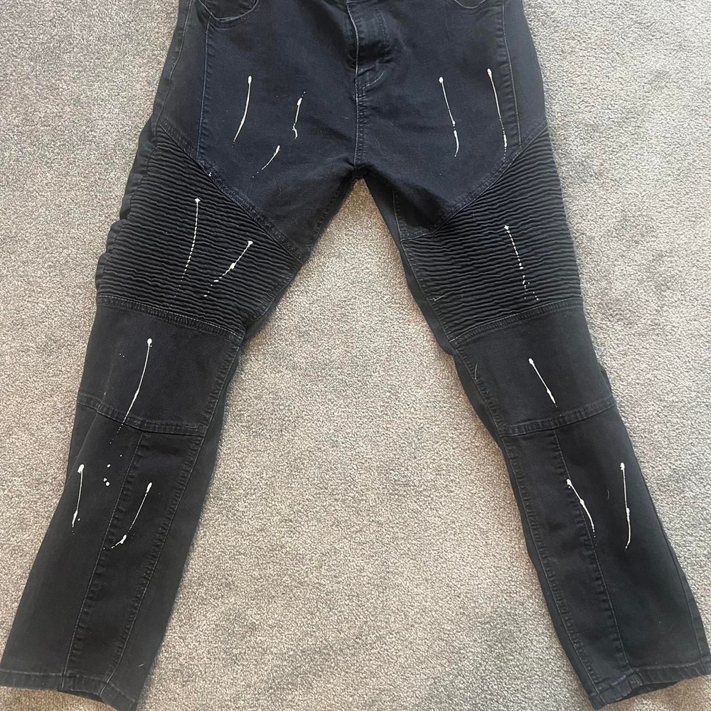 Romwe Mens Black Biker Jeans Paint Splatter Moto Denim Pants Size 36